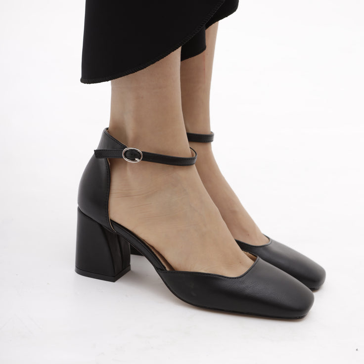 ANOUK NOIR