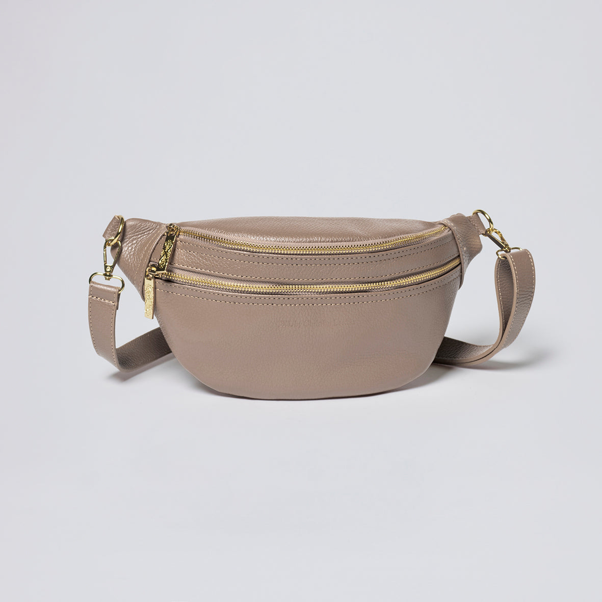 SAC BANANE ABBESSES - André