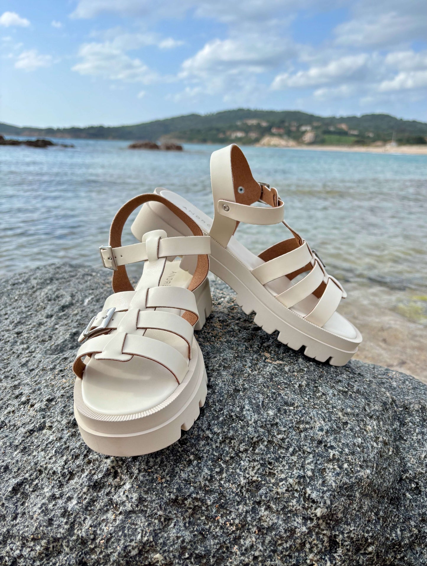 SANDALE TAHIRA BEIGE - André