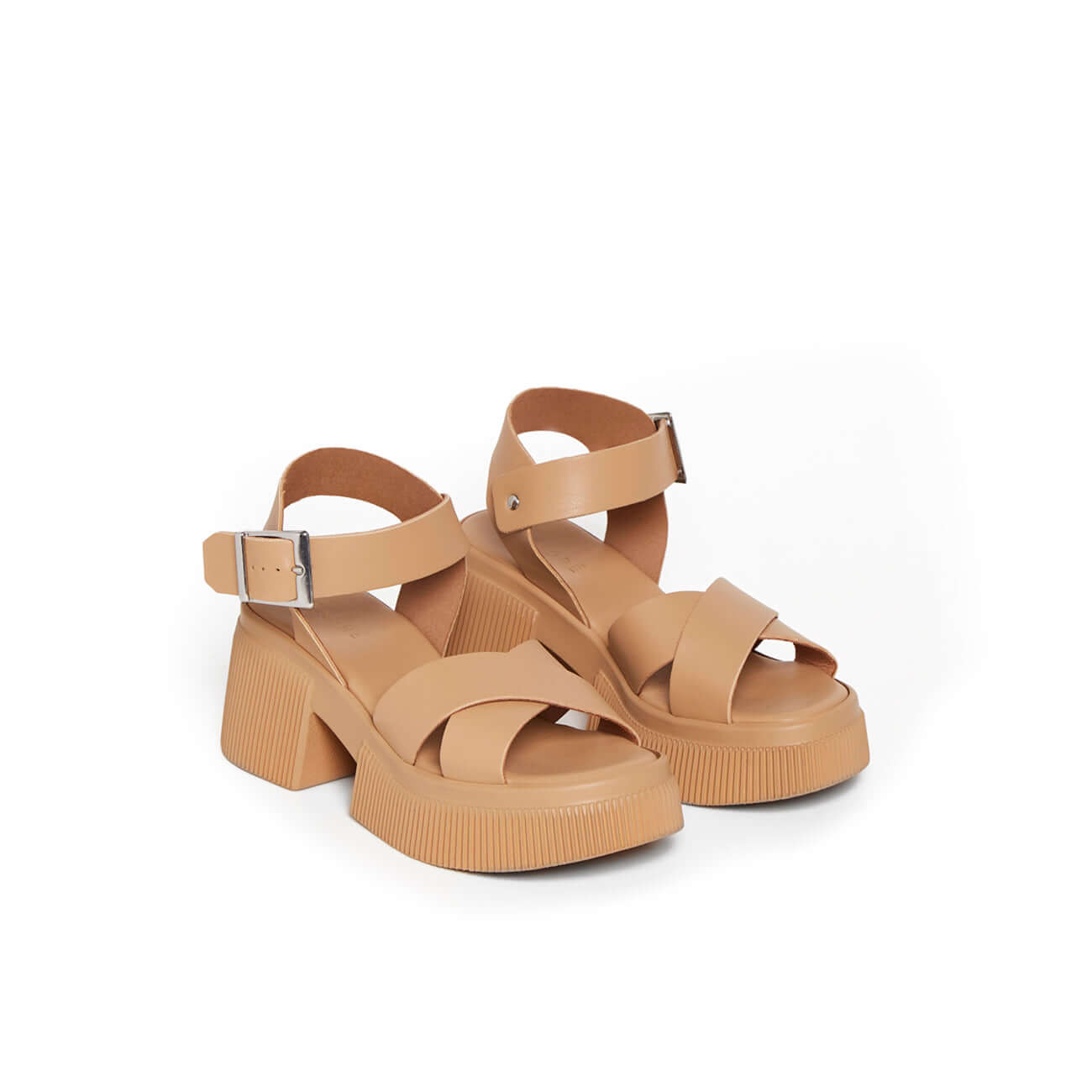 SANDALE UMBERTA CAMEL - André