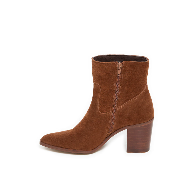 AELLE CAMEL