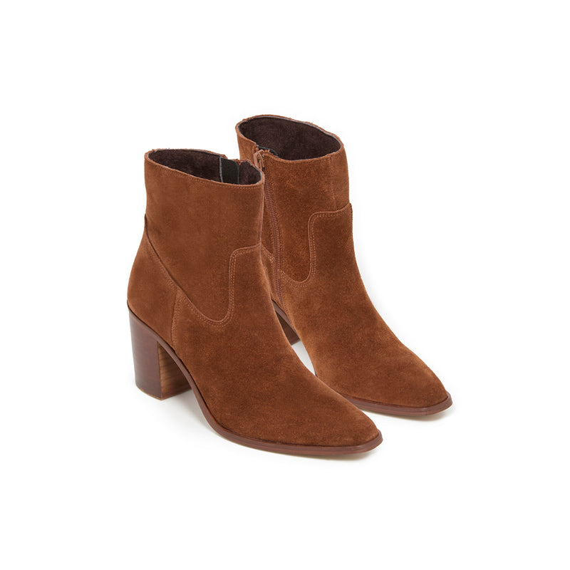 AELLE CAMEL