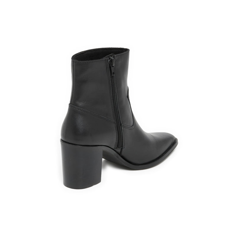 AELLE NOIR
