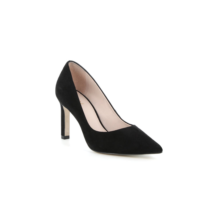 ESCARPINS POINTUS NOIR. CHAUSSURES A BRIDE. ANDRE. CUIR VERNI. POINTURE ESCARPINS POINTUS NOIR. CHAUSSURES A BRIDE. ANDRE. CUIR VERNI. POINTURE