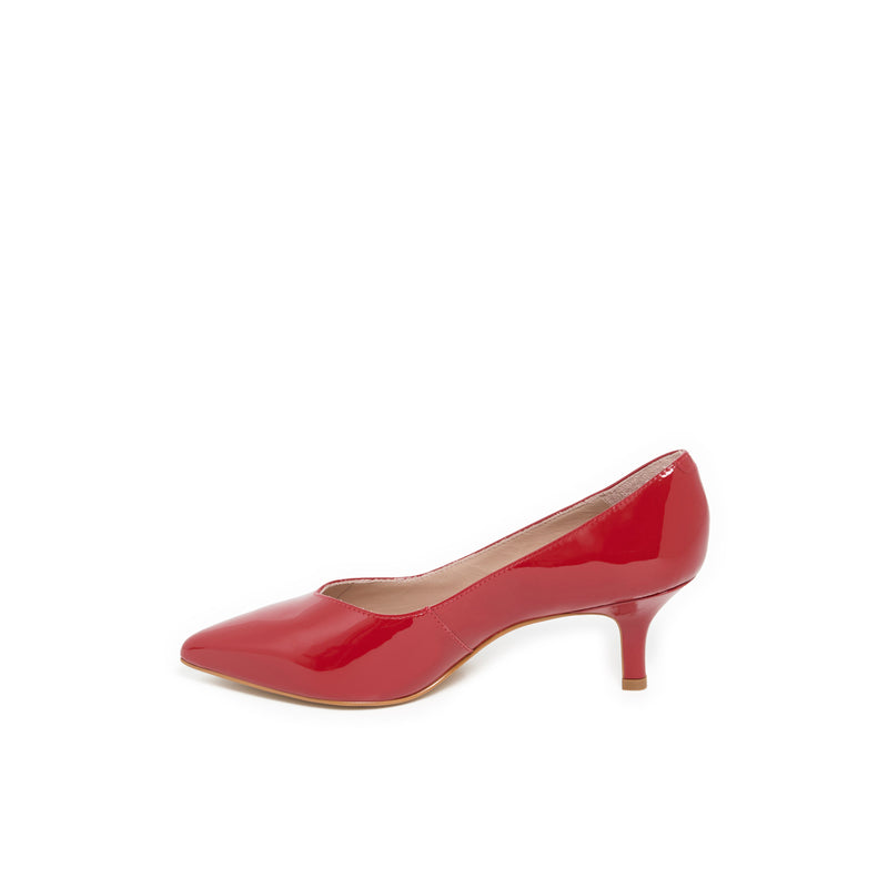 ETONNANTE ROUGE