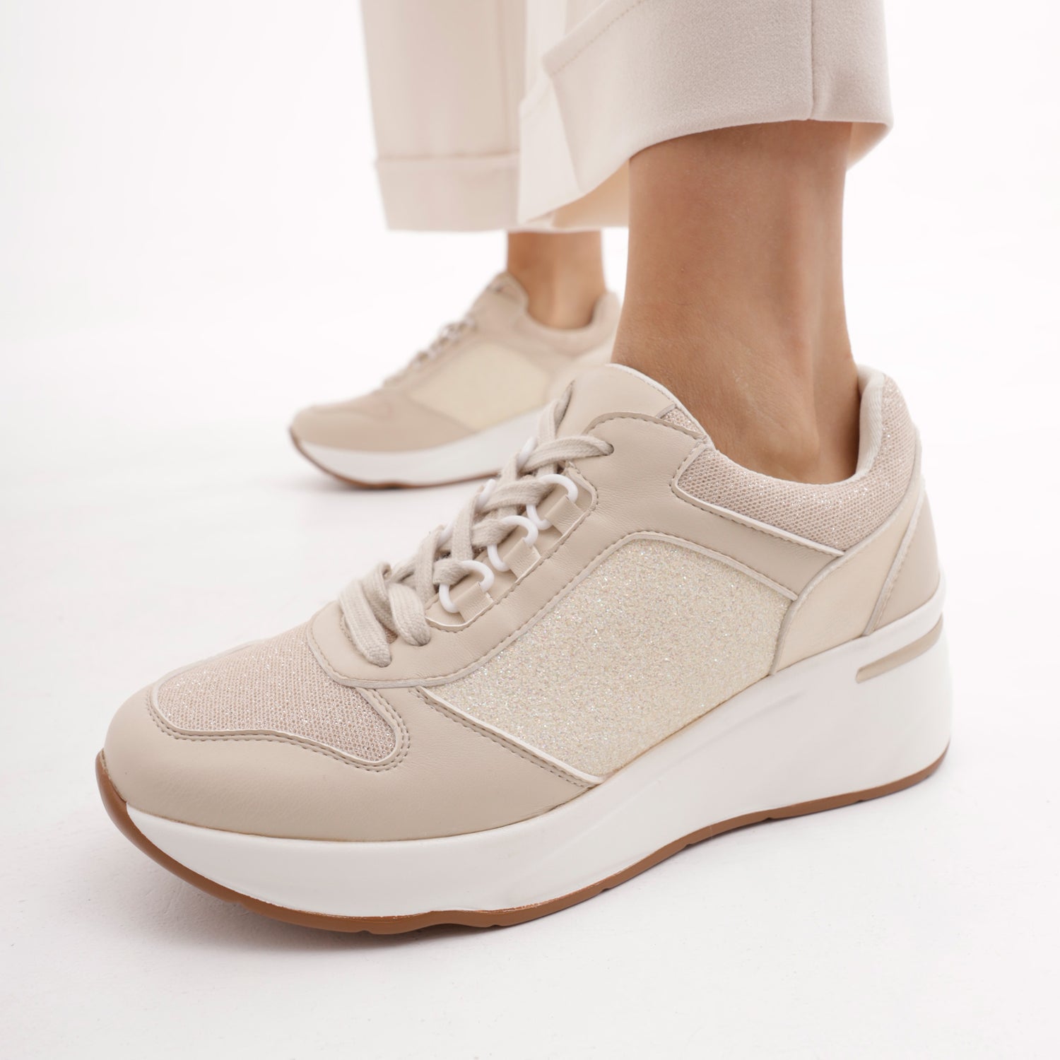NEVIO BEIGE
