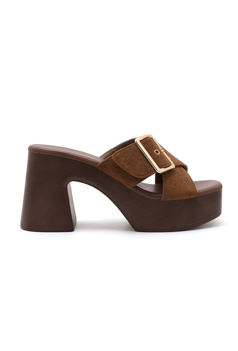AVELINE CAMEL