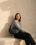Sac ALMA noir Maison André porté