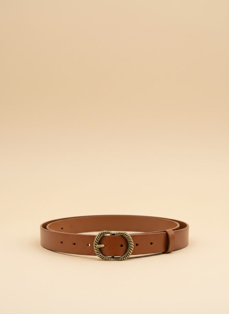 André Luma camel genuine leather belt with ornate antique gold buckle. Perfect for jeans or dresses.