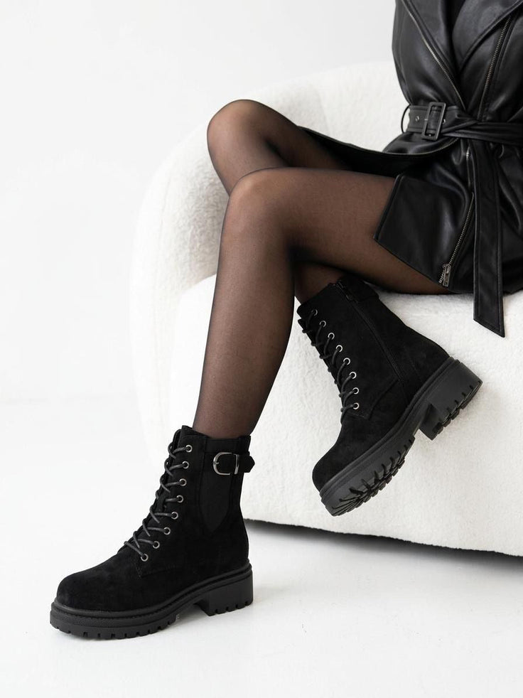 AVA NOIR