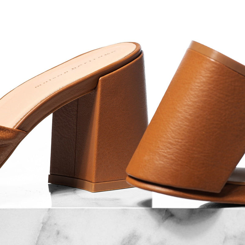 BECKY COGNAC - MULE