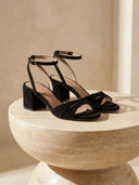 CIRIA NOIR SUEDE — nature morte