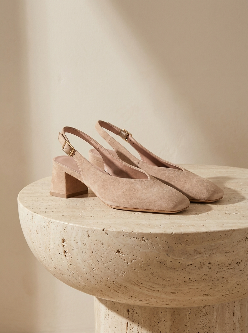 DORLA SABLE SUEDE — nature morte