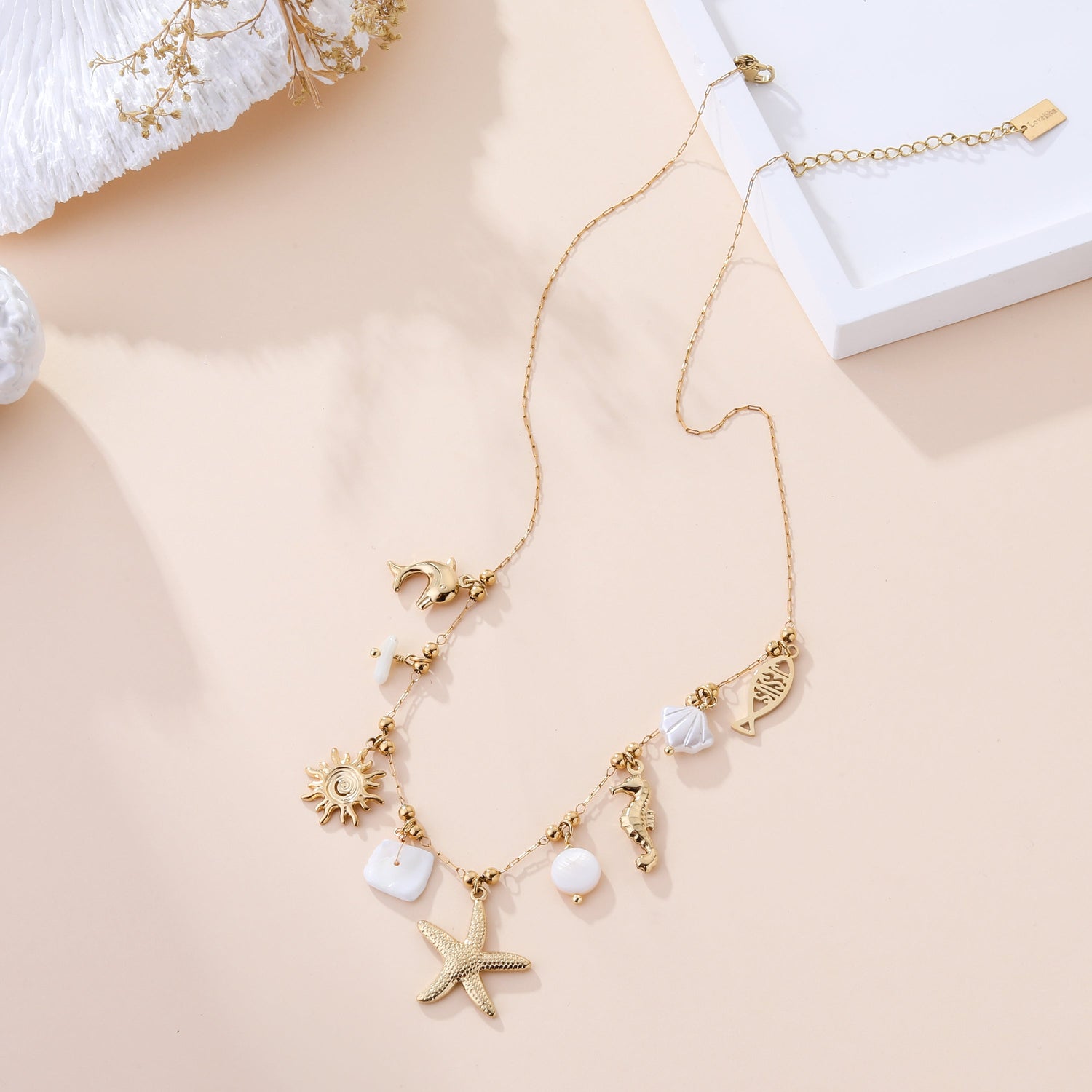 DOROTHEA OR - TU - COLLIER