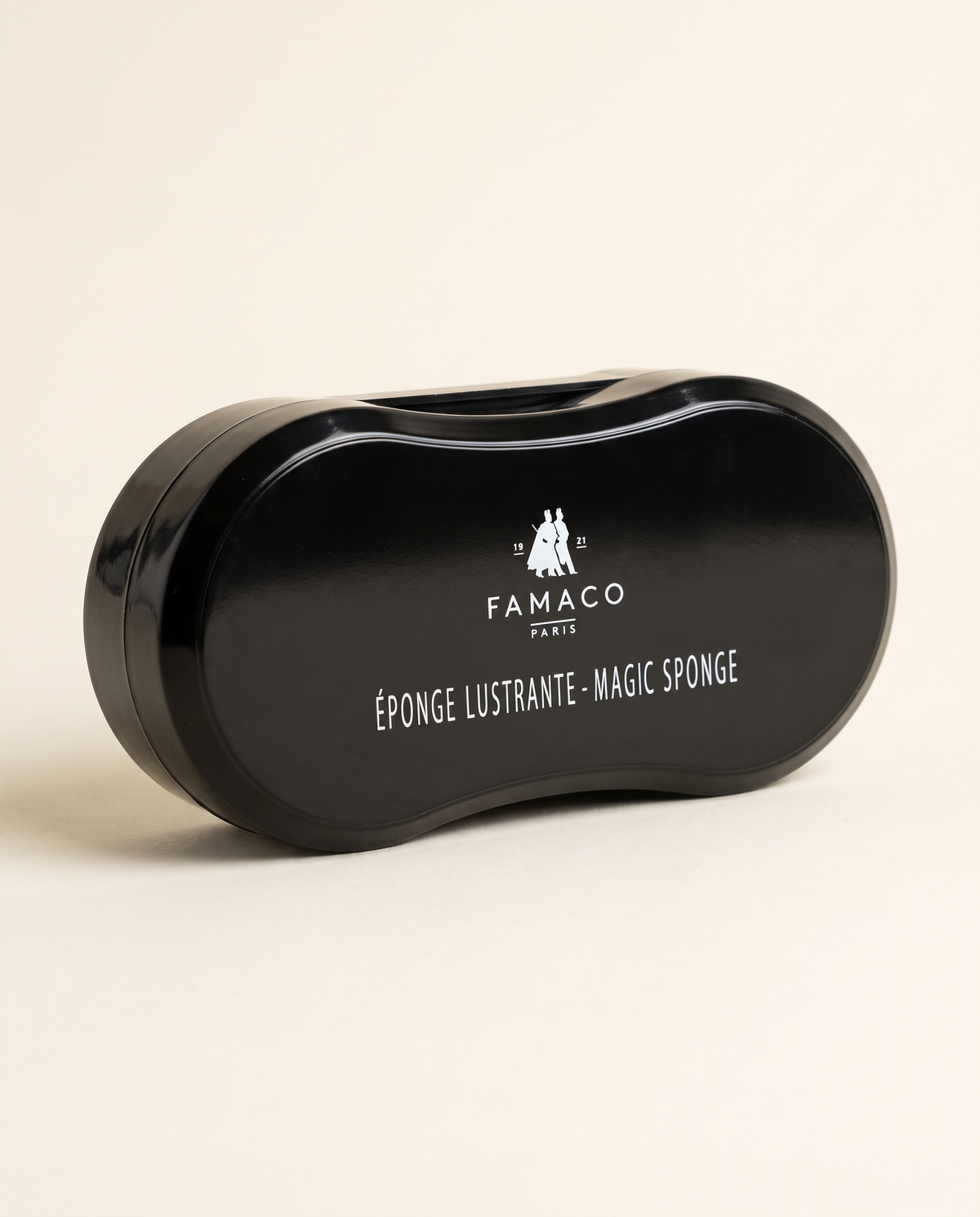 Éponge lustrante Magic Sponge Famaco, packshot sur fond clair