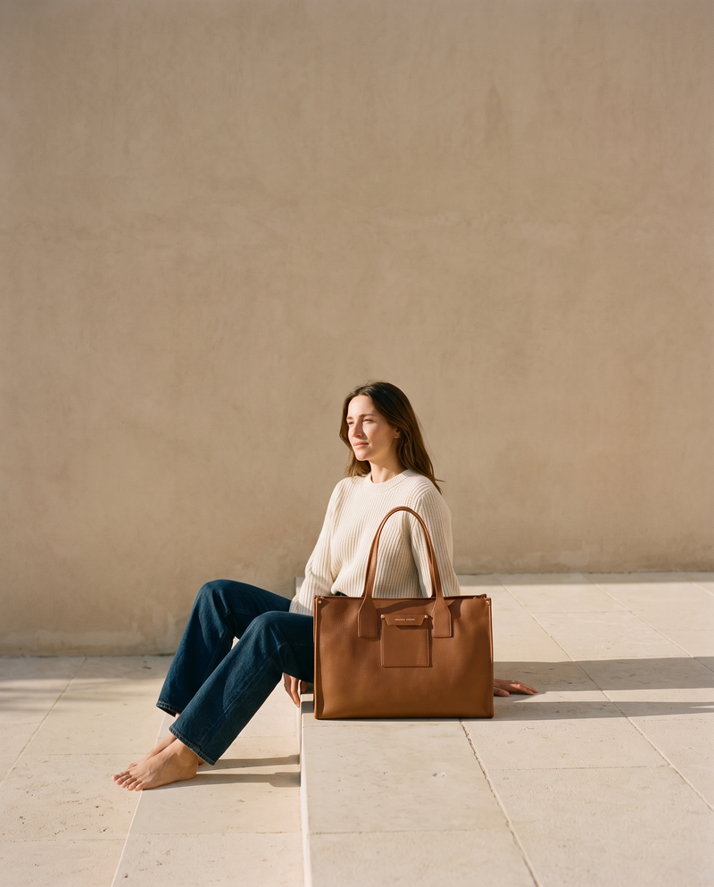 Sac FAUBOURG cognac Maison André porté