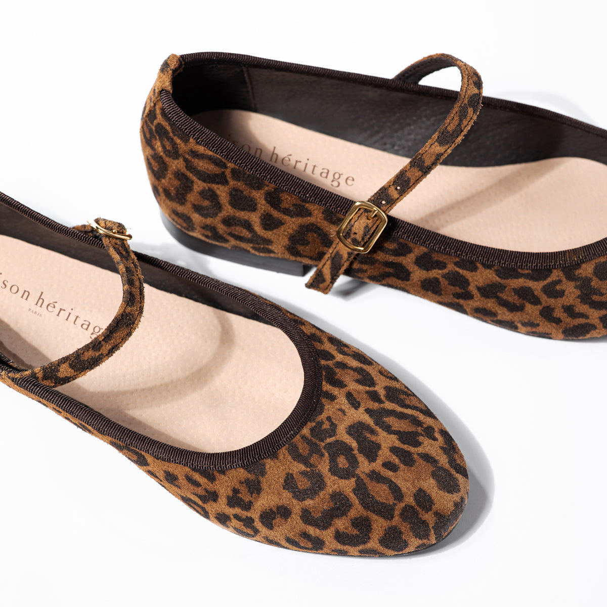 JULIE LEOPARD