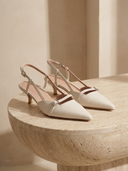 NATI BEIGE — nature morte
