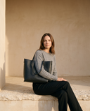 Sac NIOBE noir Maison André porté