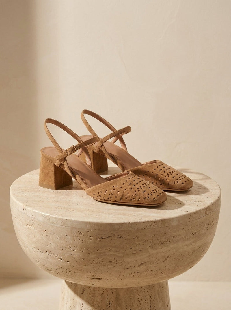 ROSSIA SABLE SUEDE — nature morte