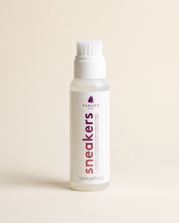 Sneakers Shampoo Famaco, packshot sur fond clair