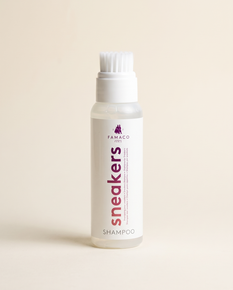 Sneakers Shampoo Famaco, packshot sur fond clair