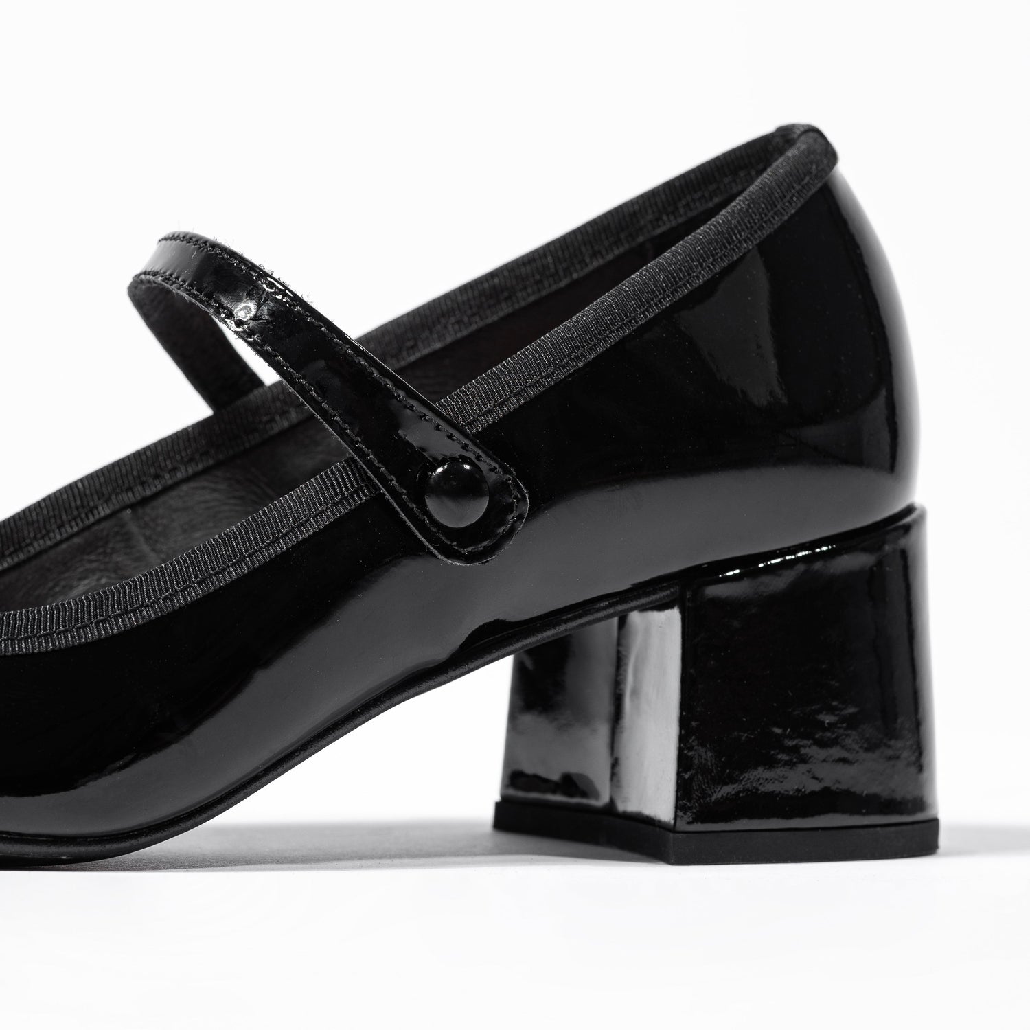 TAYLOR NOIR - BALLERINE