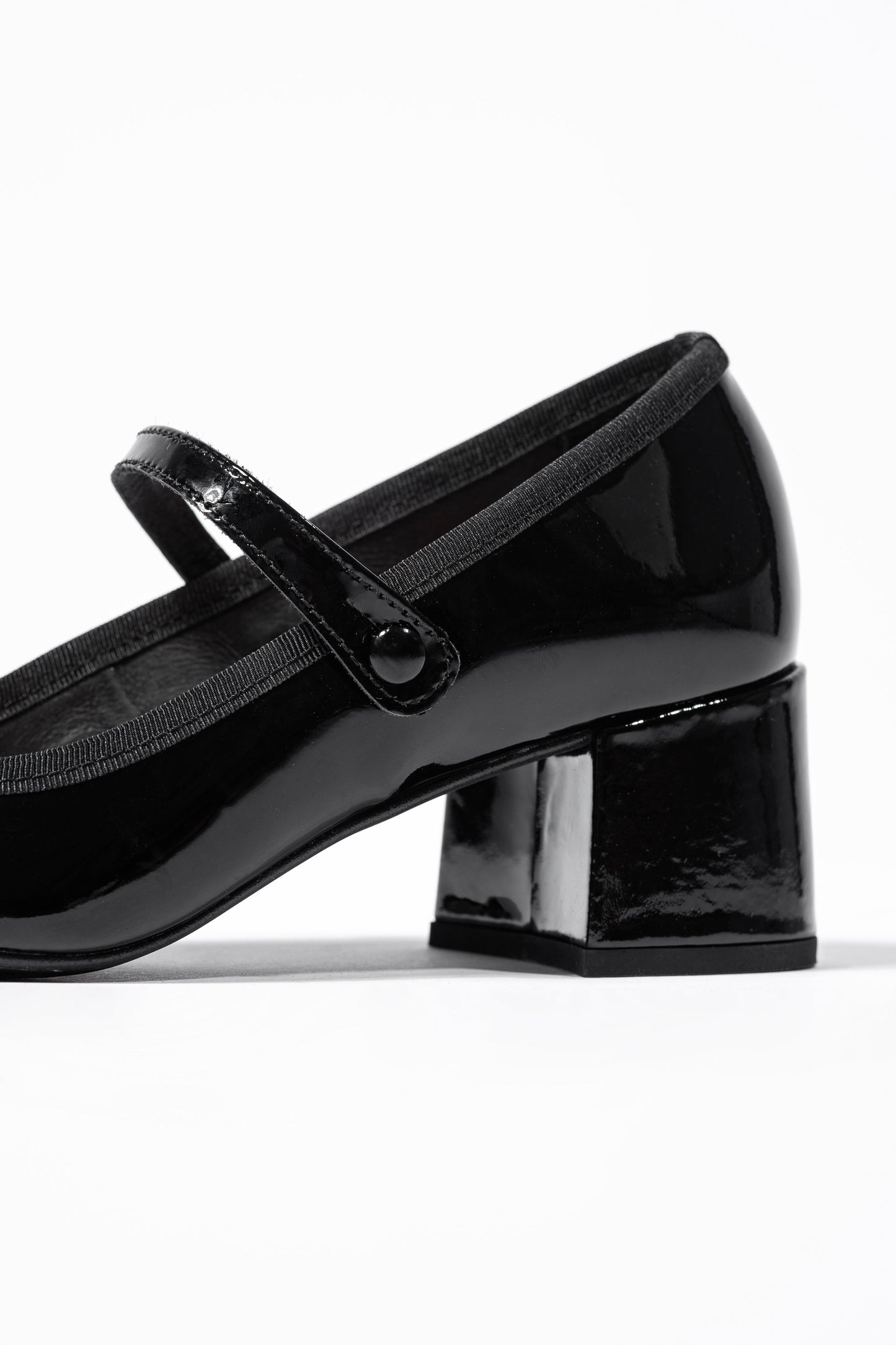 TAYLOR NOIR - BALLERINE