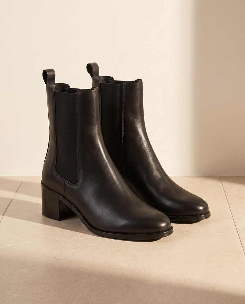 TERESIA NOIR - BOOTS